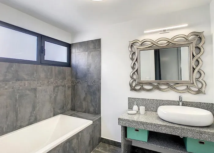 On The Wave By Lovelystay Willa