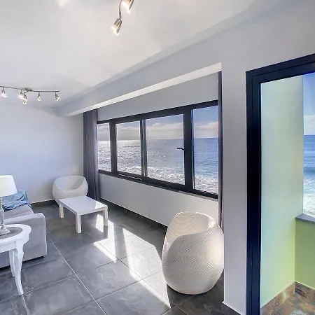 On The Wave - Ocean Edge Retreat House By Ls Paul do Mar (Madeira)