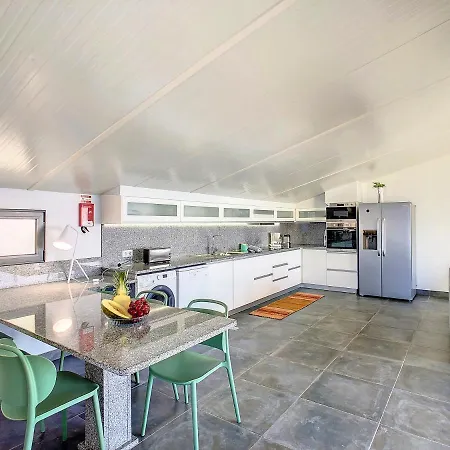 Villa On The Wave By Lovelystay Paul do Mar (Madeira)